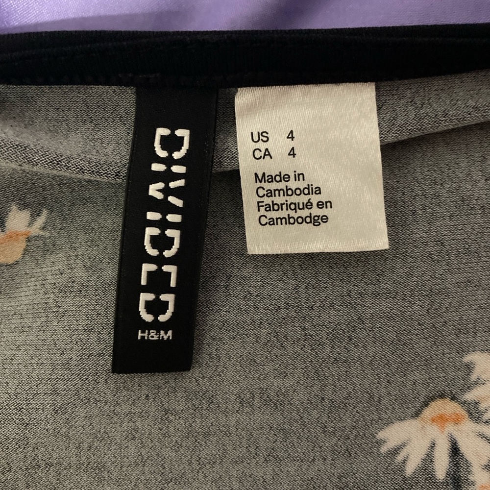Divided H&M Longsleeve Black Floral Romper - Picture 7 of 8